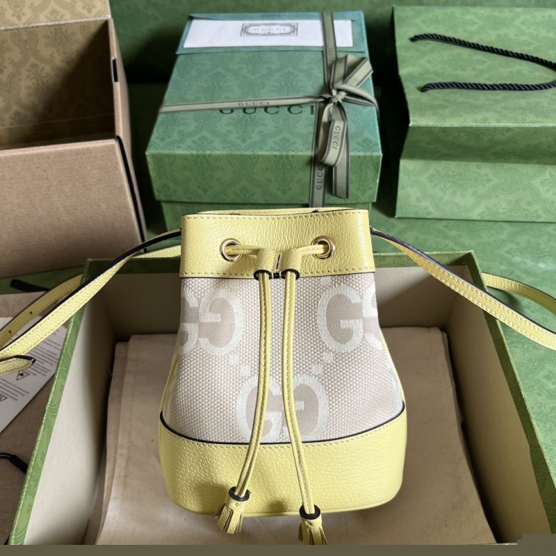 G*u*i bucket bags